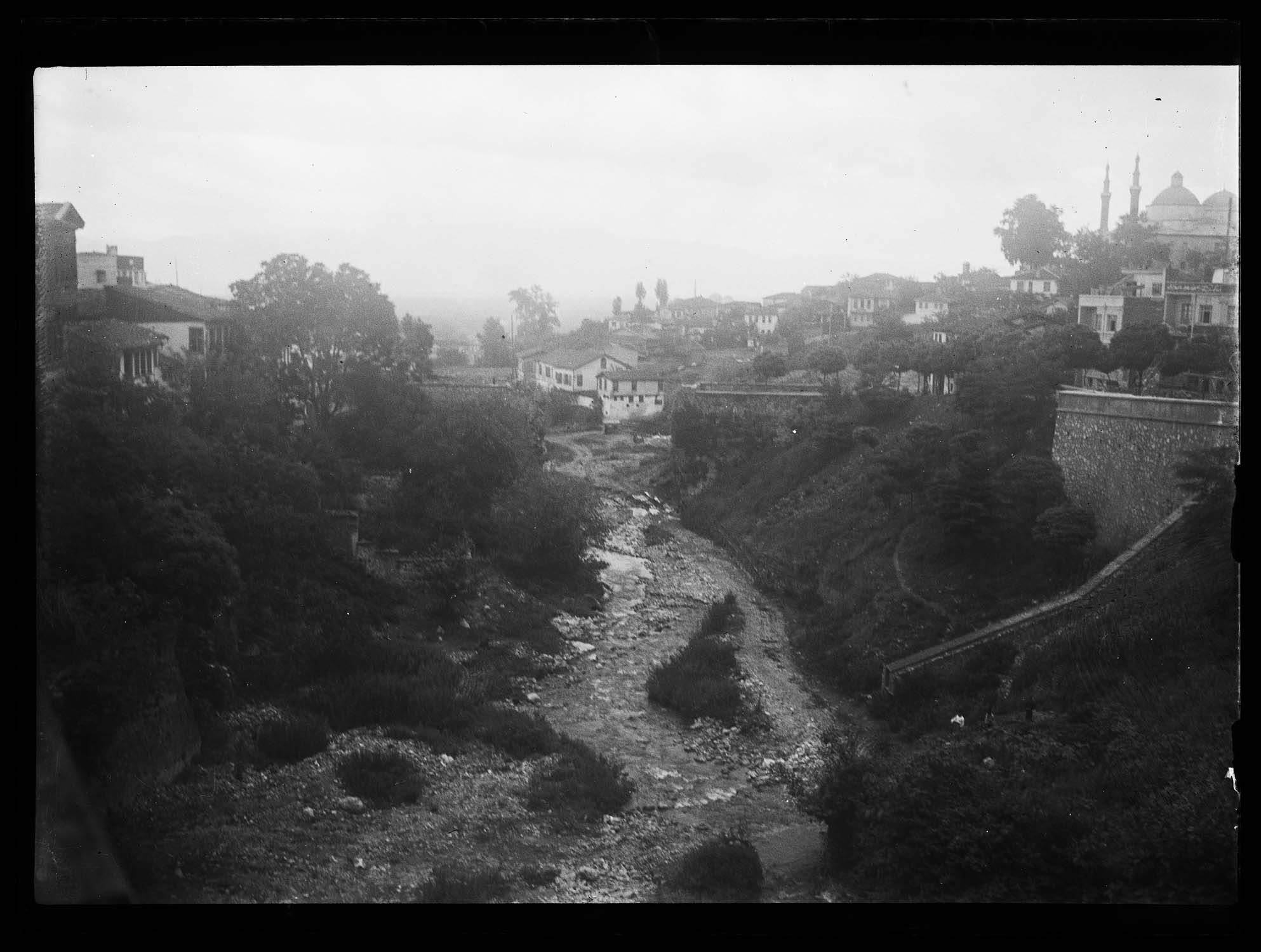 Vue du lit de la rivière Gökdere